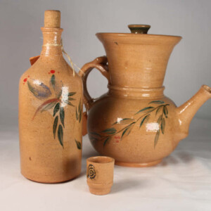 JUEGO DE BOTELLAS (3) Y TETERA (1)